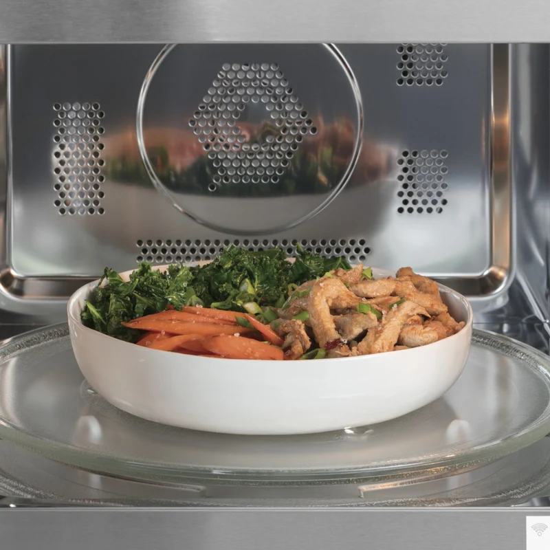 Café Appliances Horno Microondas Smart 1.5 Pies Cúbicos, CCWK15C1W