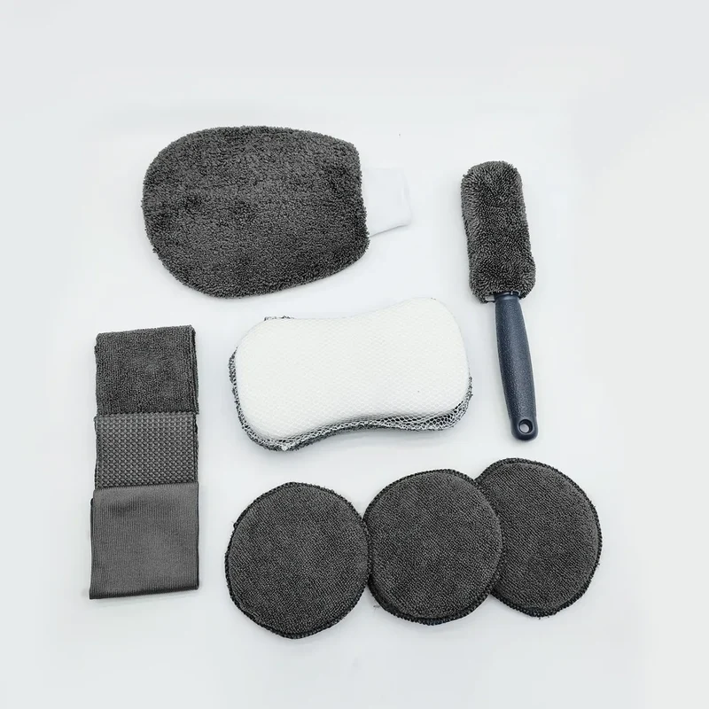 Auto Reinigungsset 9-teilig – Premium Waschhandschuhe, Mikrofasertücher & Felgenpinsel