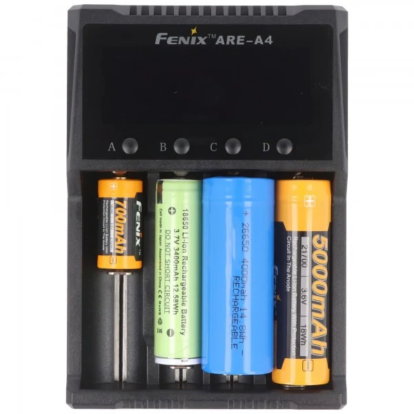 Fenix ARE-A4 Ladegerät für Li-ion 18650, 21700, AA, AAA, C, 26650 lädt bis max. 76mm Länge